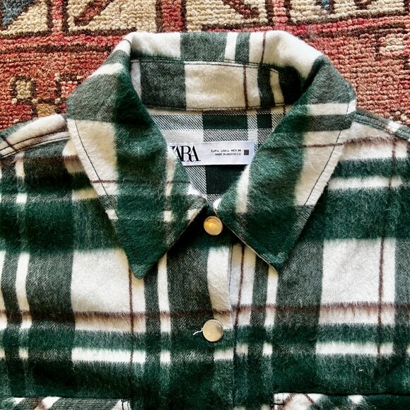 Zara Cropped Green and White Plaid Flannel Jacket, L - Picture 2 of 6
